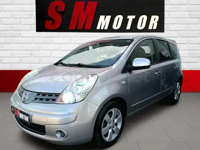 Usado Nissan Note Acenta 110 CV (80 kW) 2008 Gris / plata Utilitario