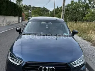Usado Audi A1 Sportback 95 CV (69 kW) 2018 Azul Utilitario