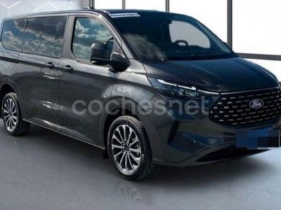 Gris / plata Nuevo 2025 Ford Tourneo Custom Titanium X Van | 62.000 €