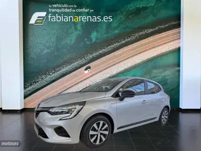 Usado Renault Clio Equilibre 90 CV (66 kW) 2023 Gris Utilitario