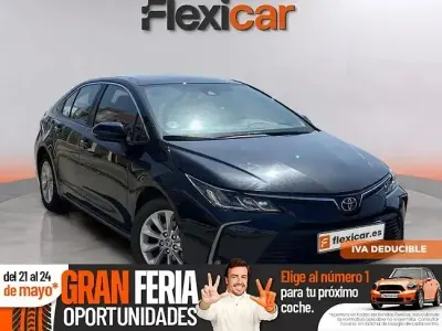 Usado Toyota Corolla Active 125 CV (91 kW) 2023 Negro Berlina