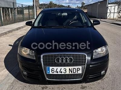 Usado Audi A3 Ambition 140 CV (102 kW) 2005 Negro Utilitario