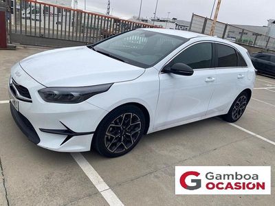 Usado Kia Ceed Style 100 CV (73 kW) 2024 Blanco Utilitario