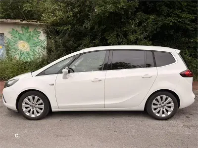 Usado Opel Zafira Tourer Excellence 140 CV (102 kW) 2016 Blanco Monovolumen