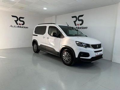 Usado Peugeot Rifter Allure 100 CV (73 kW) 2024 Blanco Monovolumen