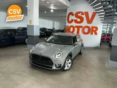 Usado Mini One D Clubman 115 CV (84 kW) 2022 Gris Familiar