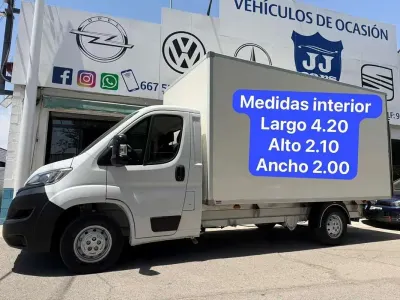 Usado Citroën Jumper 139 CV (102 kW) 2023 Blanco Monovolumen