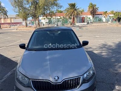 Gris / plata Usado 2017 Skoda Fabia Ambition Berlina | 8000 € (Precio justo)