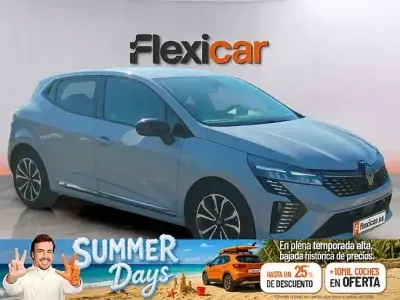 Usado Renault Clio Techno 90 CV (66 kW) 2025 Gris Utilitario