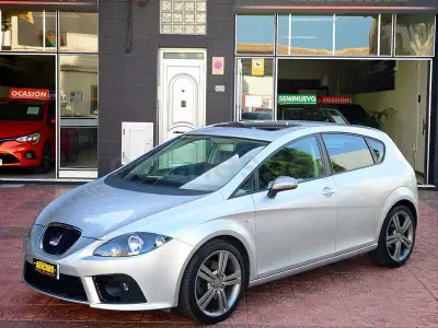 Usado Seat Leon FR 170 CV (125 kW) 2008 Gris / plata Utilitario