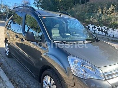 Usado Citroën Berlingo Feel 110 CV (80 kW) 2018 Gris / plata Monovolumen