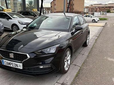 Usado Seat Leon Style 116 CV (85 kW) 2025 Negro Utilitario