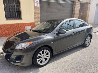 Usado Mazda 3 Active 109 CV (80 kW) 2010 Gris Utilitario