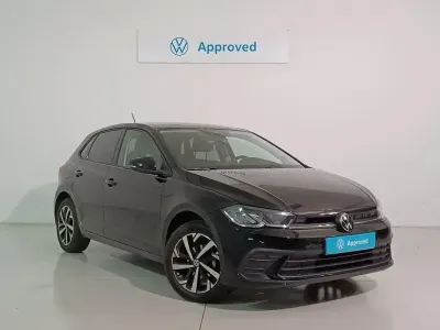 Usado VW Polo 95 CV (69 kW) 2024 Negro Utilitario