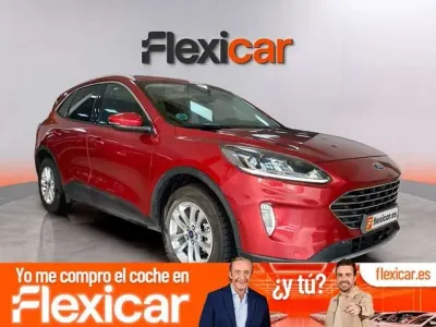 Usado Ford Kuga Titanium 150 CV (110 kW) 2023 Rojo SUV
