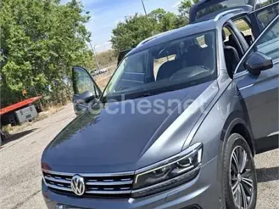 Usado VW Tiguan Allspace Advance 150 CV (110 kW) 2018 Gris / plata SUV