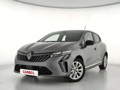 Usado Renault Clio Evolution 101 CV (74 kW) 2025 Gris Utilitario