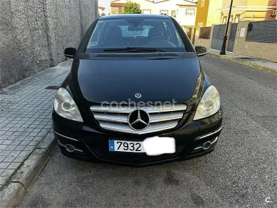 Usado Mercedes B180 Sport Edition 109 CV (80 kW) 2009 Negro Monovolumen