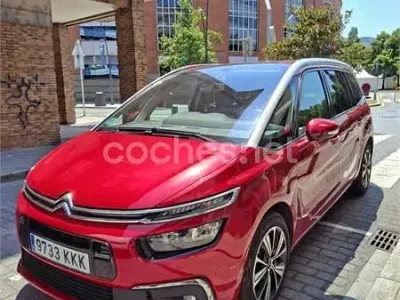 Usado Citroën Grand C4 Picasso Shine 120 CV (88 kW) 2018 Rojo Monovolumen
