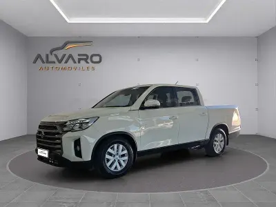 Usado SsangYong Musso 202 CV (148 kW) 2023 Blanco Pickup/Camioneta