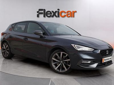 Usado Seat Leon FR 150 CV (110 kW) 2021 Gris Utilitario