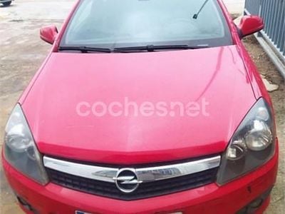 Usado Opel Astra GTC Energy 110 CV (80 kW) 2009 Rojo Berlina