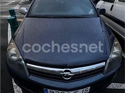 Usado Opel Astra GTC Sport 105 CV (77 kW) 2006 Azul Berlina