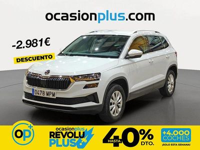 Usado Skoda Karoq Selection 115 CV (84 kW) 2024 Blanco SUV