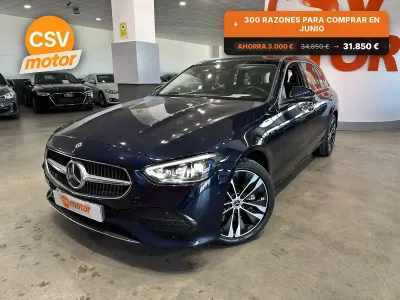Usado Mercedes C300 Avantgarde 313 CV (230 kW) 2023 Azul