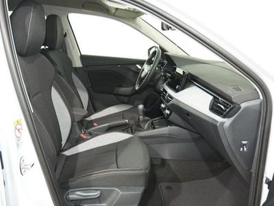 Usado Skoda Kamiq Selection 116 CV (85 kW) 2025 Blanco SUV