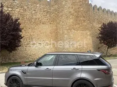 Usado Land Rover Range Rover Sport HSE Dynamic 351 CV (258 kW) 2021 Gris / plata SUV