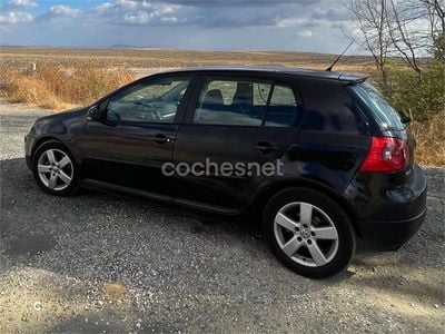 Negro Usado 2007 VW Golf V Highline Berlina | 3600 € (Buen precio)