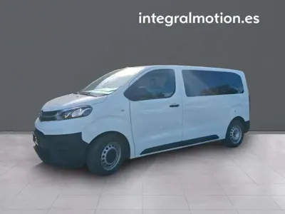 Usado Toyota Proace 120 CV (88 kW) 2022 Blanco Monovolumen