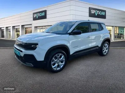 Usado Jeep Avenger Altitude 100 CV (73 kW) 2024 Blanco SUV