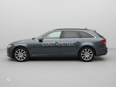 Usado Audi A4 Advanced Plus 150 CV (110 kW) 2019 Gris / plata Familiar