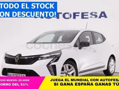 Usado Renault Clio V SE 65 CV (47 kW) 2023 Blanco Berlina