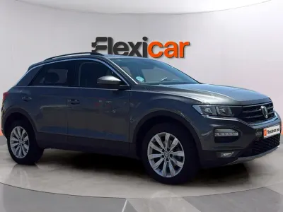 Usado VW T-Roc Advance 116 CV (85 kW) 2020 Negro SUV