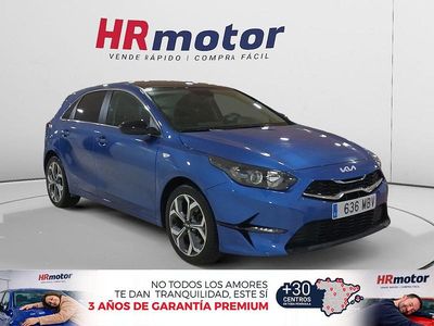 Usado Kia Ceed 120 CV (88 kW) 2022 Azul Utilitario