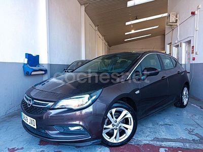 Używany Opel Astra Selective 110 KM (80 kW) 2017 Brązowy Sedan/Limuzyna