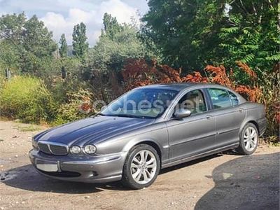 Usado Jaguar X-type Executive 155 CV (114 kW) 2007 Gris / plata Berlina