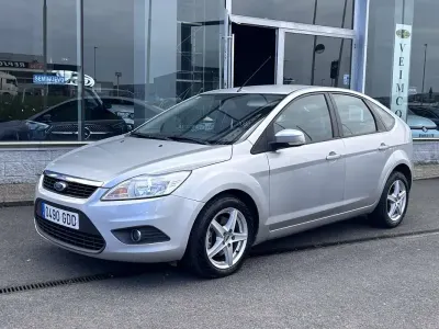 Używany Ford Focus Trend 116 KM (85 kW) 2008 Szary Hatchback