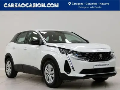 Usado Peugeot 3008 Active 130 CV (95 kW) 2022 Blanco SUV