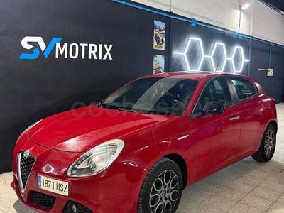 Usado Alfa Romeo Giulietta Distinctive 105 CV (77 kW) 2013 Rojo Utilitario