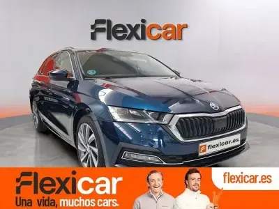 Usado Skoda Octavia Style 150 CV (110 kW) 2021 Azul Familiar