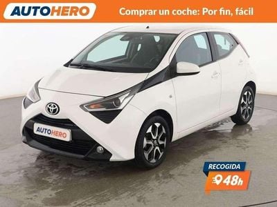 Usado Toyota Aygo X-play 72 CV (52 kW) 2019 Blanco Utilitario
