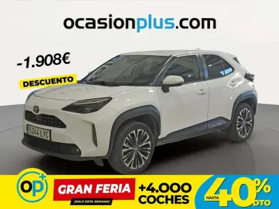 Usado Toyota Yaris Cross Style 116 CV (85 kW) 2022 Blanco SUV