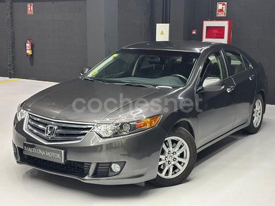 Gris / plata Usado 2008 Honda Accord Elegance Berlina | 10.990 € (Precio justo)
