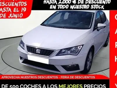 Usado Seat Leon Style 110 CV (80 kW) 2019 Blanco Berlina