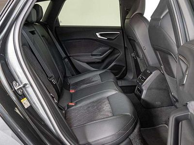 Usado Audi A5 204 CV (150 kW) 2025 Gris Familiar