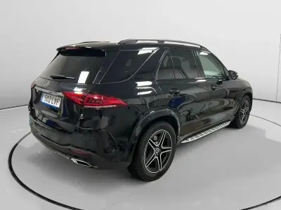 Käytetty Mercedes GLE350 320 HP (235 kW) 2021 Musta Katumaasturi